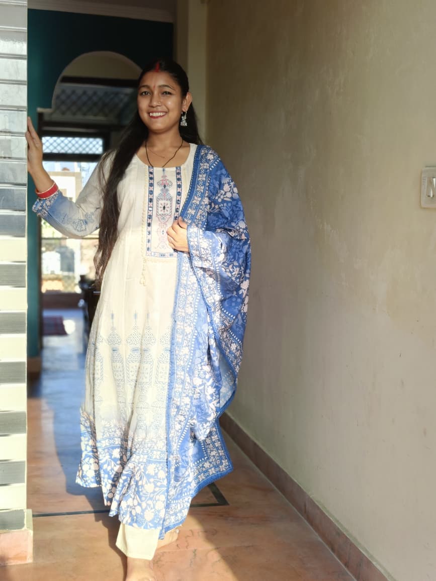 White & blue printed Kurta pattern with blue floral dupatta
