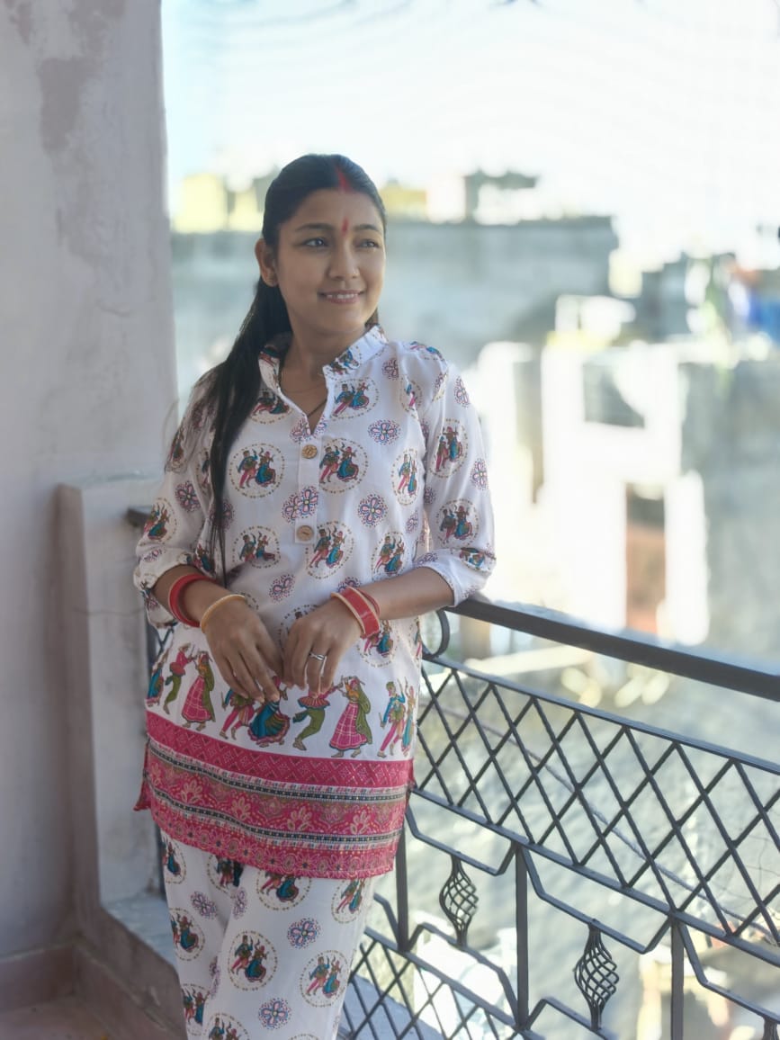 Vibrant White & Pink Folk Dance Print Kurta Set